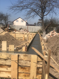 Реконструкция небольшого домика в Малиновке
