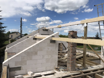 Реконструкция небольшого домика в Малиновке