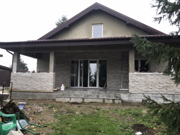 Реконструкция небольшого домика в Малиновке